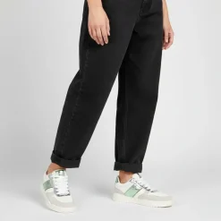 New Baskets blanches Swift argenté brillant Femme Femme Baskets, Sneakers