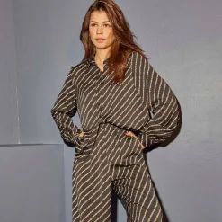 Best Chemise manches longues à rayures irisées beige Femme Femme Haut, Chemise