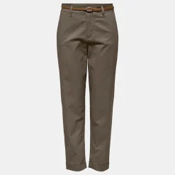 Outlet Pantalon chino sax coupe carotte avec ceinture tressée Femme Femme Pantalon