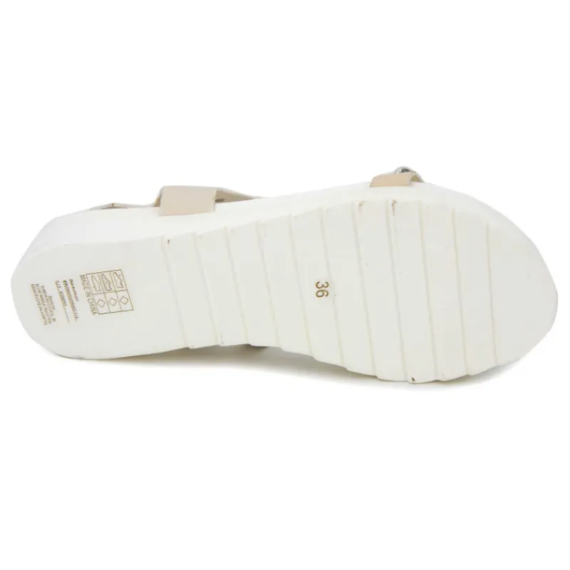 Best Sandales plates à brides cloutées semelle crantée Femme Femme Sandales